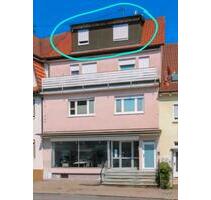 Helle 1 Zimmer Dachgeschosswohnung zu vermieten in Winterlingen