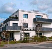 Attraktive helle Eigentumswohnung m. TG-Stellplatz,provisionsfrei - Hamburg Schnelsen