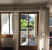 Helle 2-Zimmer Wohnung mit Balkon, EBK und TG in ruhiger Lage Augsburg-Lechhausen