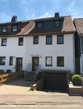 Foto - Einfamilienhaus zu vermieten - 900,00&nbsp;EUR Kaltmiete, ca.&nbsp; 155,00&nbsp;m&sup2;