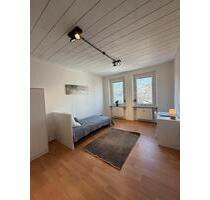 WG-Zimmer | Nähe Hauptbahnhof | Vollmöbliert + Küche - Nürnberg Sankt Leonhard