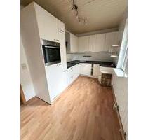 2 Zimmer Wohnung in Zuffenhausen, nähe Rathaus - Stuttgart