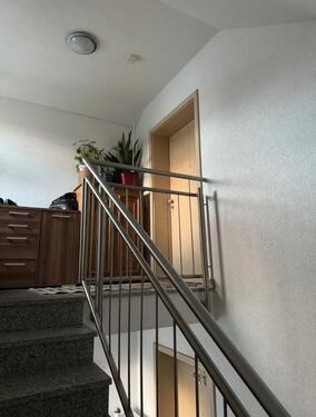 Foto - Gepflegte 4 Zimmer DG Wohnung zu vermieten