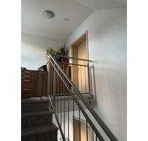 Gepflegte 4 Zimmer DG Wohnung zu vermieten - Graben-Neudorf