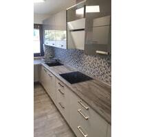 Charmante 3-Zimmer Whg, möbliert, Balkon in 71665 zu vermieten - Vaihingen an der Enz