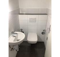 Modernisierte 3 Zimmerwohnung mit Balkon - Frankfurt am Main Rödelheim