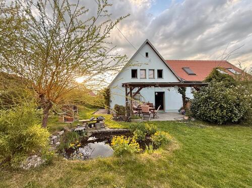 Foto - Großzügig ausgebautes Haus in liebevolle Hände abzugeben