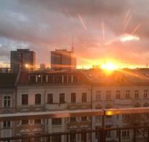 Sonnige 3 Zi 80qm DG-Wohnung in ruhiger zentrale Lage (01.-25.11) - Berlin Pankow