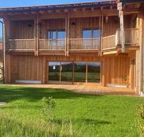 Hochwertige 2 Zimmer Gartenwohnung Holzhaus m. Bergblick - Traunreut Arleting