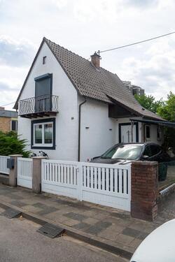Foto - Bezugsfertiges Einfamilienhaus mit großem Garten in Neuhofen