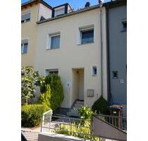 Charmantes EFH mit Garten & EBK, Top-Lage am Ebertpark - Ludwigshafen am Rhein Ludwigshafen-Hemshof