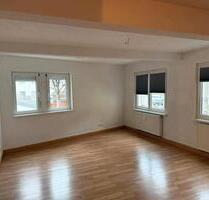 Helle 4-Zimmer-Wohnung (111m²) - zentral in Zell im Wiesental