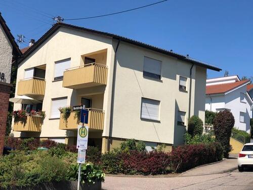 Foto - DG-Wohnung mit EBK und zwei Balkonen, in 2024 komplett saniert