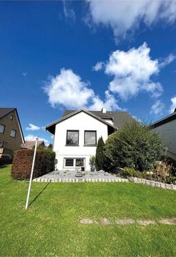 Foto - Helle 3-Zimmer Wohnung EBK, modernes Bad & Gartenmitnutzung