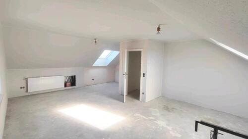 Foto - Erstbezug nach Sanierung: Helle 3-Zi-Wohnung mit neuer EBK