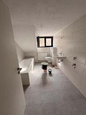 Foto - Renoviere DG Wohnung mit Garten und EBK zu vermieten