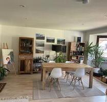 Schöne 3ZKB mit Balkon ab 01.10.25 in St. Ingbert Stadtmitte - Sankt Ingbert