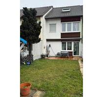 Gepflegtes Reihenhaus mit Garten und neuer Heizung in Top Lage - Ingolstadt Nordost