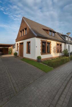 Foto - PROVISIONSFREI: EFH Rohdiamant im begehrten OT Middelsfähr