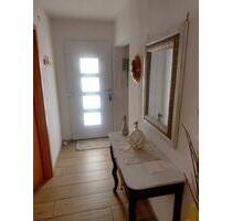 Haus zu verkaufen - 300.000,00&nbsp;EUR Kaufpreis, ca.&nbsp; 100,00&nbsp;m&sup2; in Wehr (PLZ: 79664)