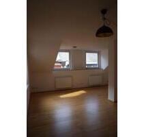 Solide Altstadtwohnung in Amberg, ca. 80 m2, 2 ZKB, sofort frei