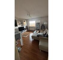 2 Zimmer-Wohnung mit großer Terrasse & Balkon (UG, ca. 60 m²) - Bad Wünnenberg