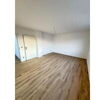 Erstbezug nach Sanierung: Moderne 1-Zimmer-Wohnung mit EBK in Essen-Kupferdreh