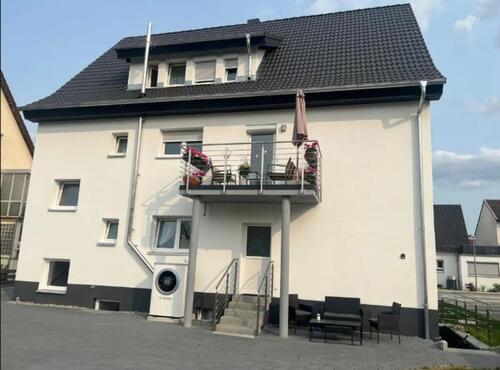 Foto - Bad Buchau – Moderne 3-Zimmer-EG-Wohnung mit Garage