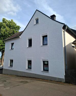 Foto - Renovierte Doppelhaushälfte - 120.000,00&nbsp;EUR Kaufpreis, ca.&nbsp; 85,00&nbsp;m&sup2;