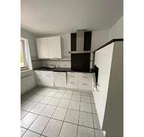 Doppel- Haushälfte mit Garten in Spelle