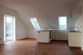 Foto - Helle Dachgeschosswohnung - 790,00&nbsp;EUR Kaltmiete, ca.&nbsp; 79,00&nbsp;m&sup2;