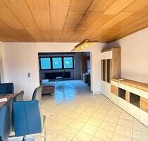 7-Zimmer Wohnung auf zwei Ebene zu vermieten.. In Elsdorf Nieder