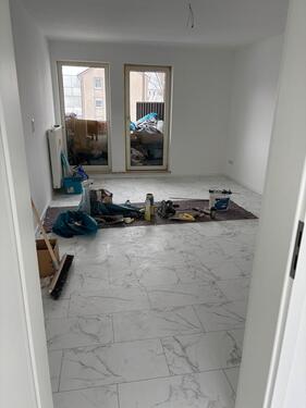 Foto - Kernsanierte 3 Zimmer Wohnung - 1.100,00&nbsp;EUR Kaltmiete, ca.&nbsp; 67,00&nbsp;m&sup2;