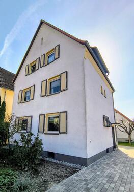 Foto - 9 Zimmer Mehrfamilienhaus, Wohnhaus zum Kaufen in Rüsselsheim am Main