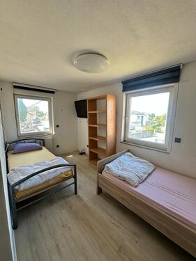 Foto - Günstige Monteurzimmer WG-Zimmer zu vermieten – Langzeit