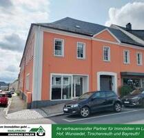 Helle 3-Zimmer-Wohnung mit Einbauküche und Balkon - Weißenstadt