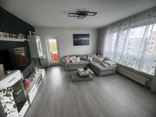 Foto - Helle 3-Zimmer-Wohnung (aktuell 2½ Zimmer) mit Balkon