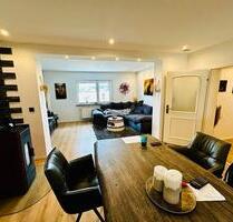 Top Moderne 3-Zi. Eigentumswohnung-barrierefrei-Panoramablick-EBK - Eschenburg