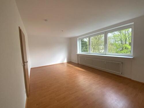 Foto - Frisch renovierte 3 Zimmer-Wohnung, in ruhiger Lage von GE-Resse, wartet auf neue Mieter!
