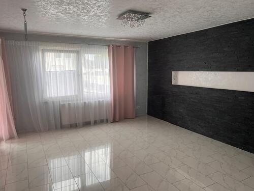 Foto - Helle Maisonettewohnung 3,5 Zimmern in Porz Lind Provisionsfrei!!