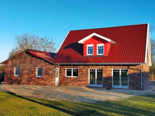 Foto - Erstbezug: Neubau 1. OG mit ebenerdigen Abstellraum und Terrasse