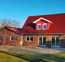 Erstbezug: Neubau 1. OG mit ebenerdigen Abstellraum und Terrasse - Wangerland