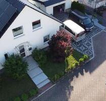 Freistehendes Einfamilienhaus - 320.000,00&nbsp;EUR Kaufpreis, ca.&nbsp; 120,00&nbsp;m&sup2; in Eschwege (PLZ: 37269)