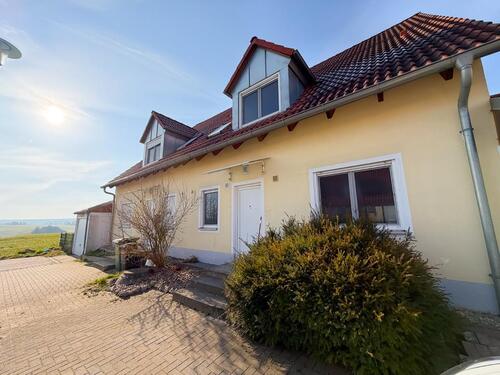 Foto - Vermiete großzügiges Haus in ruhiger Lage in Vilseck!