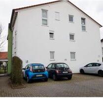 Charmante 3-Zimmer-DG-Wohnung mit Balkon in BüttelbornWorfelden