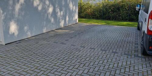 Foto - Stellplatz für Wohnmobil bis 7m oder PKW, zentral Bad Camberg