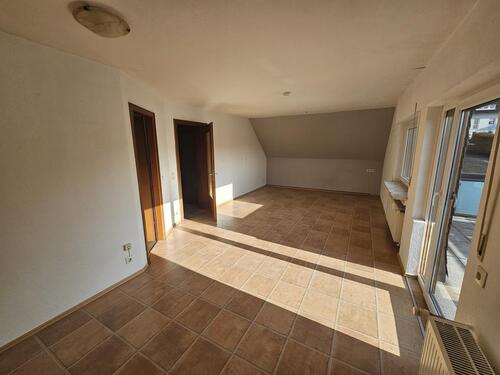 Foto - 3 Zimmer Dachgeschoßwohnung zur Miete in Mudersbach