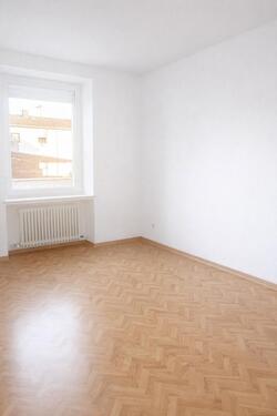 Foto - Helle 3-Zimmer-Wohnung mit Tageslichtbad – 73 m²