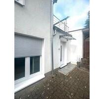 Moderne 3-Zimmer-EG-Wohnung mit EBK & Gartennutzung - Hamburg Wandsbek Moderne 3-Zimmer-EG-Wohnung mit EBK & Gartennutzung - Hamburg Wandsbek