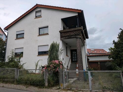 Foto - Freistehendes großes Mehrgenerationen Haus